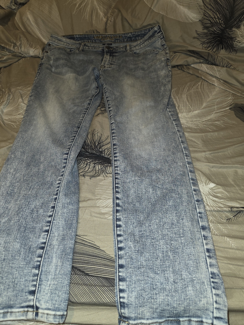 American Eagle Outfitters Light Blue Straight Jeans